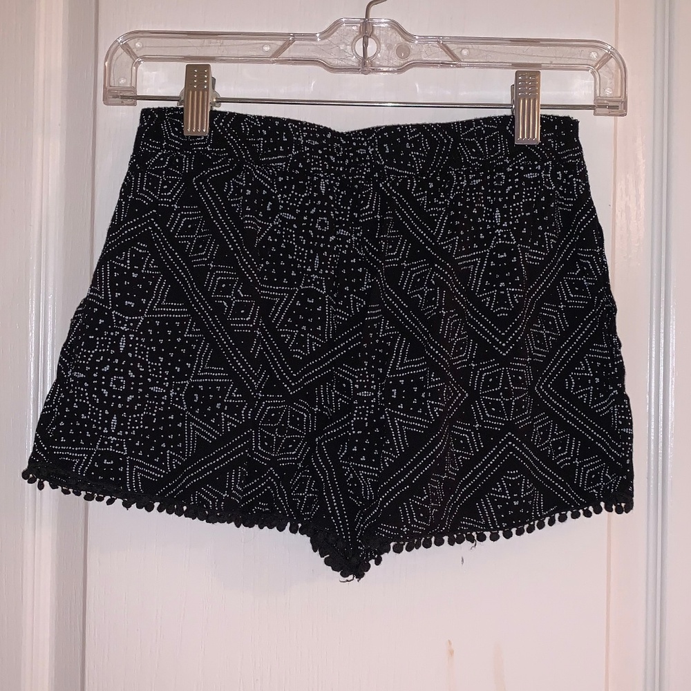 XS Black/White Shorts